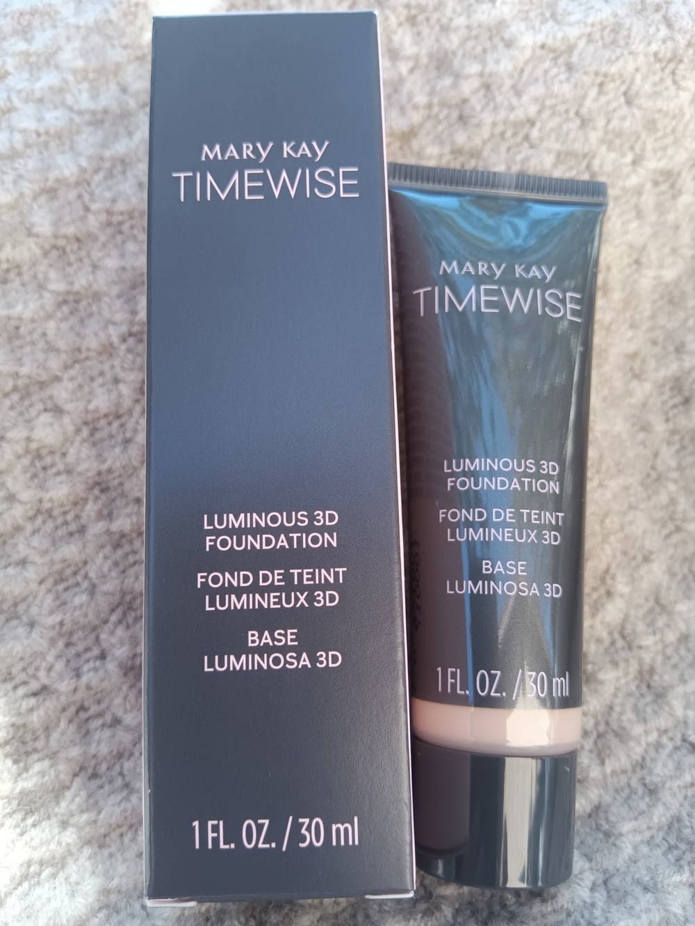 Mary Kay Timewise Luminous 3D Foundation Ivory 160- Neutral Beige